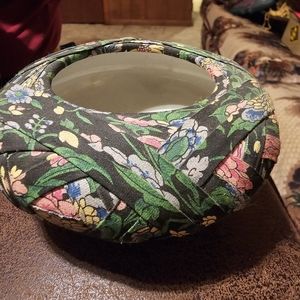 Vintage round floral trinket box or planter